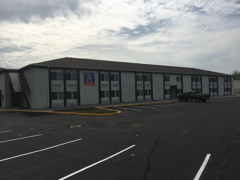 Studio 6-Indianapolis, In Luaran gambar